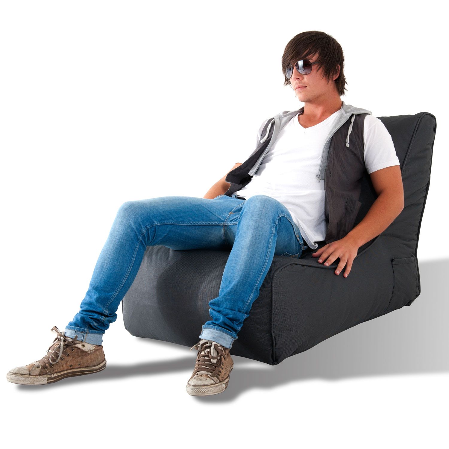 тёмно-серое уличный бескаркасный диван Evolution Sofa уличное из олефина для террасы, сада и веранды