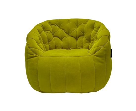 зелёное полукруглое бескаркасное кресло Butterfly Sofa велюровое для гостиной, домашнего кинотеатра и офиса — фото в интерьере