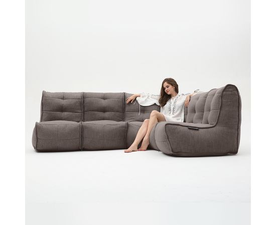 шоколадное Г-образный модульный диван Mod4 L Sofa шенилловое в интерьере гостиная