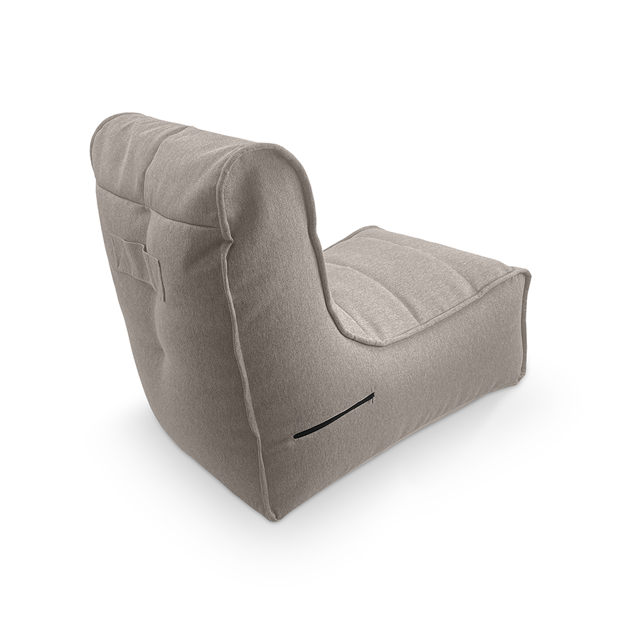 серое уличный бескаркасный диван Evolution Sofa жаккардовое в интерьере терраса
