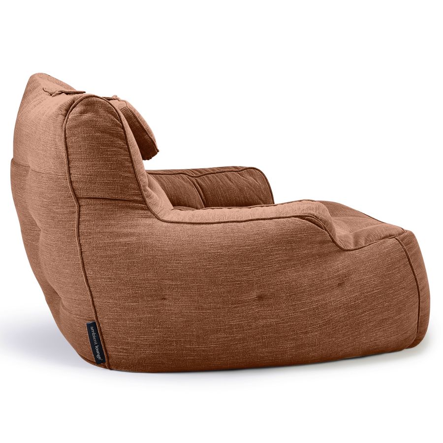 терракотовое уличное лаунж-кресло Tranquility Armchair шенилловое для террасы, сада и веранды — фото в интерьере