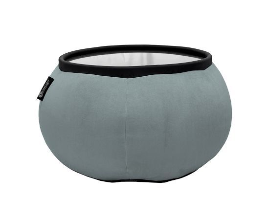 серое складной столик Versa Table велюровое в интерьере гостиная